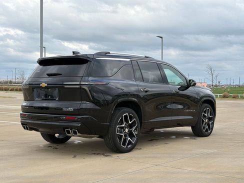 Certified 2025 Chevrolet Traverse High Country image 7