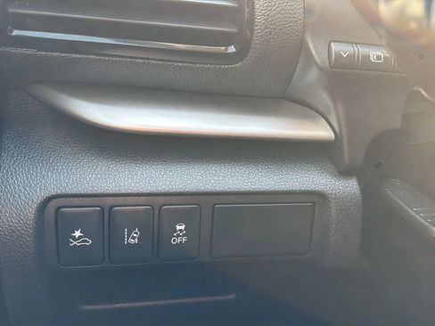 Used 2024 Mitsubishi Eclipse Cross LE AWD/4WD image 15