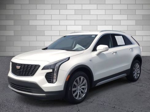 Used 2022 Cadillac XT4 Premium Luxury w/ Safety Alert Package FWD image 30