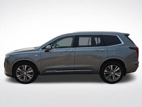 Used 2022 Cadillac XT6 Premium Luxury w/ Technology Package AWD/4WD image 8