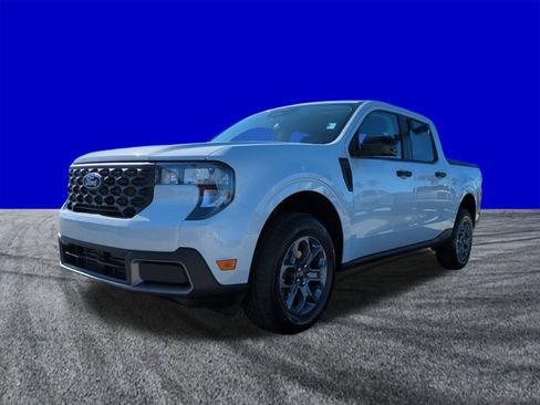 New 2026 Ford Maverick XLT w/ XLT Luxury Package image 8