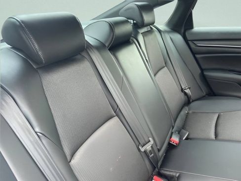 Used 2022 Honda Accord Sport image 15