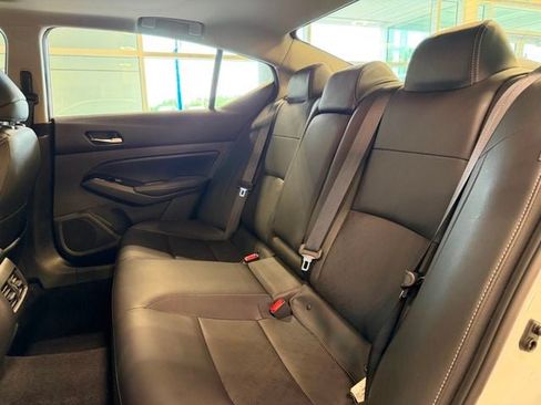 Used 2023 Nissan Altima 2.5 SL AWD/4WD image 21