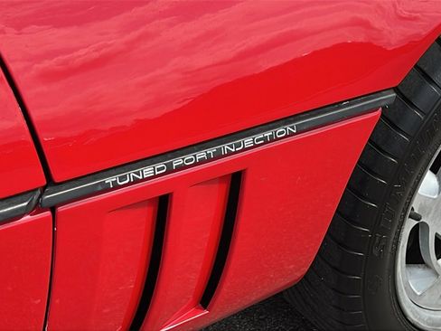 Used 1989 Chevrolet Corvette Base image 31