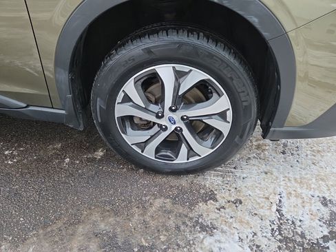 Used 2020 Subaru Outback Limited w/ Popular Package #2 image 26