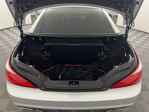Used 2013 Mercedes-Benz SL 550 image 19