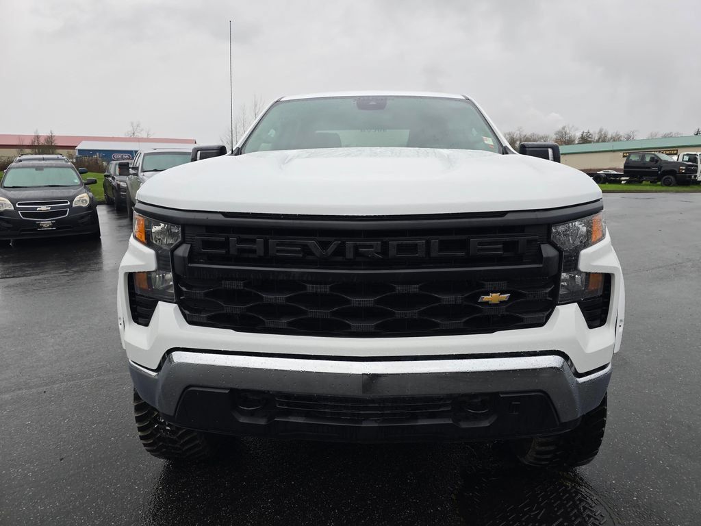 Used 2023 Chevrolet Silverado 1500 W/T w/ WT Safety Package AWD/4WD image 9