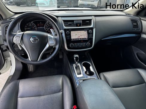 Used 2018 Nissan Altima 2.5 SR w/ SR Special Edition image 14