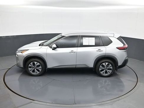 Used 2022 Nissan Rogue SV AWD/4WD image 20