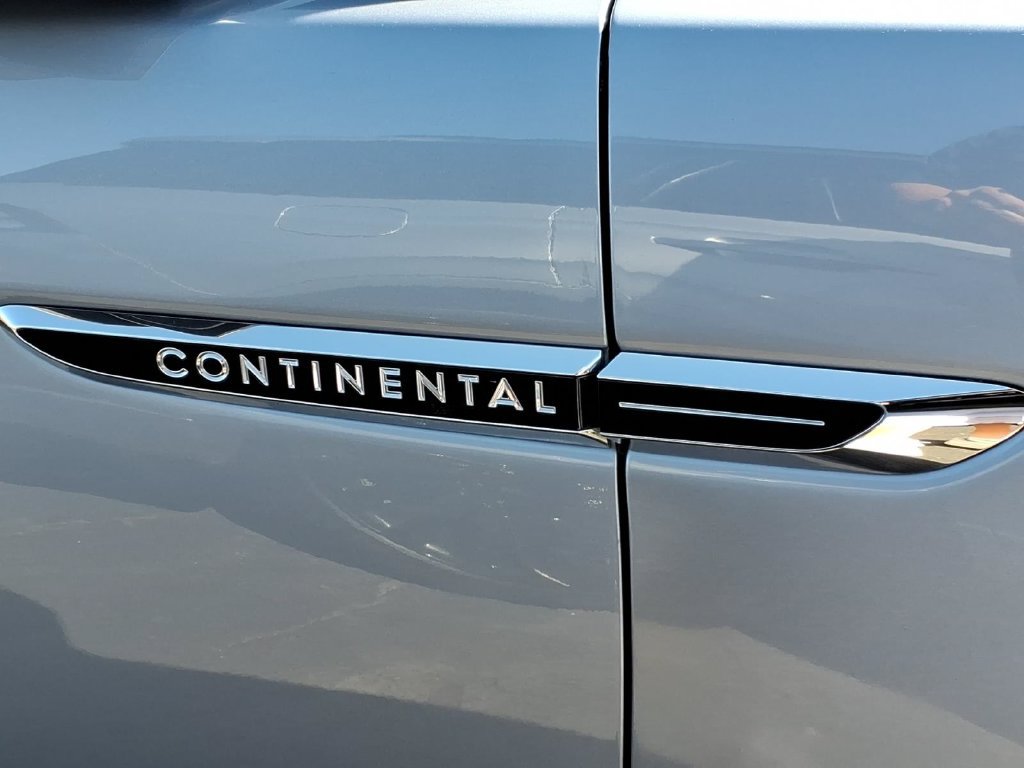 Used 2019 Lincoln Continental Black Label w/ Rear Seat Package AWD/4WD image 40