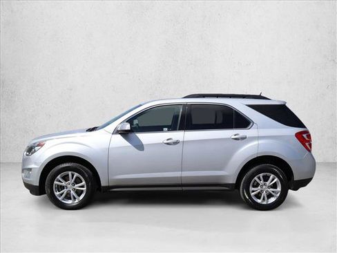 Used 2017 Chevrolet Equinox LT w/ Convenience Package AWD/4WD image 9