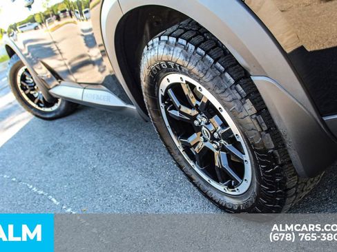 Used 2025 Nissan Pathfinder Rock Creek AWD/4WD image 13