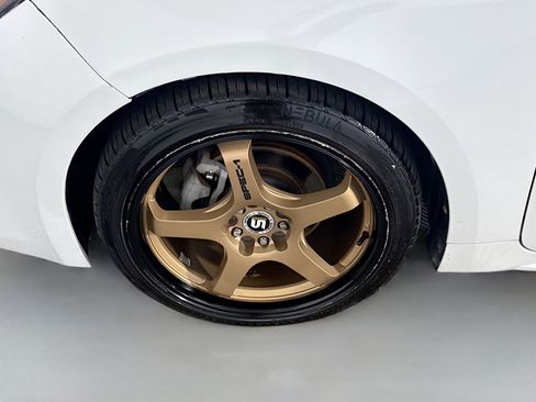 Used 2021 Toyota Corolla SE image 38