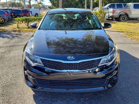 Used 2017 Kia Optima LX w/ Option Group 014 image 2