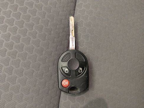 Used 2018 Ford Escape SE AWD/4WD image 32