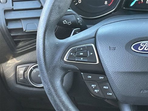 Used 2017 Ford Escape SE image 22