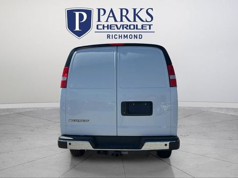 New 2025 Chevrolet Express 2500 RWD image 8
