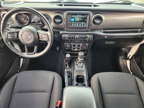 Used 2021 Jeep Wrangler Unlimited Sport image 4