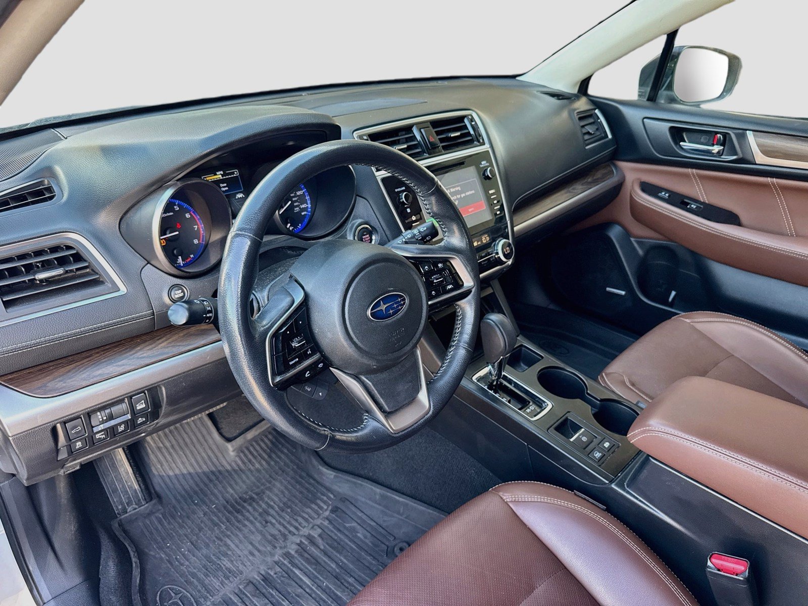 Used 2019 Subaru Outback 2.5i Touring AWD/4WD image 7
