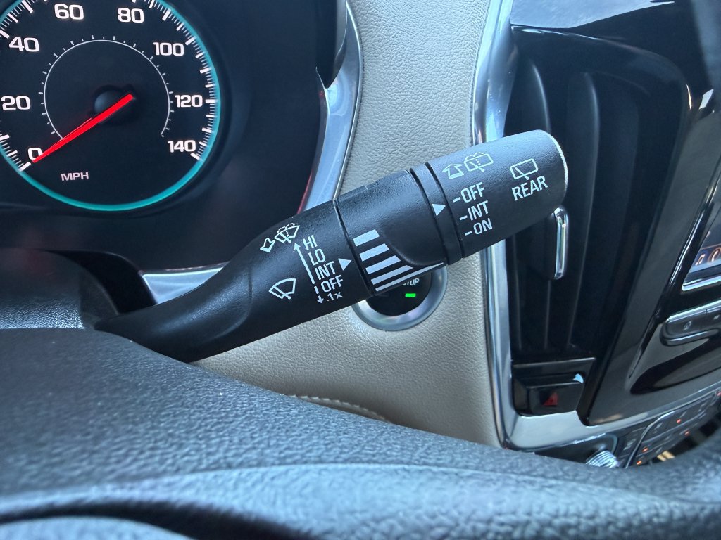 Used 2023 Chevrolet Traverse LS FWD image 23