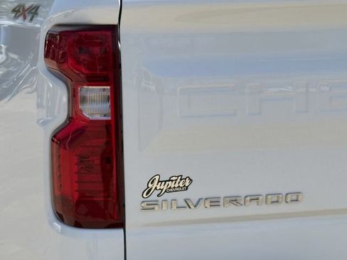 Certified 2025 Chevrolet Silverado 1500 LT w/ Safety Package image 7