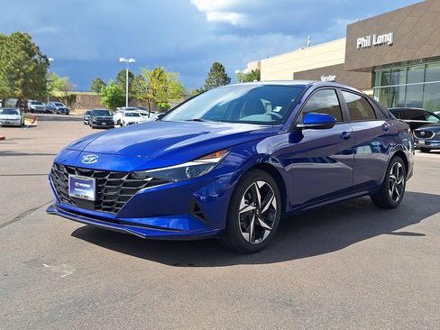 Certified 2023 Hyundai Elantra SEL w/ Convenience Package FWD image 7