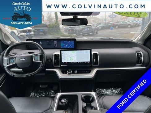 Certified 2025 Ford Expedition Platinum image 16