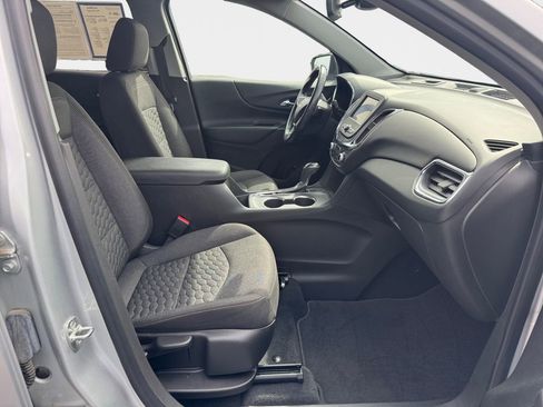 Used 2021 Chevrolet Equinox LT image 19