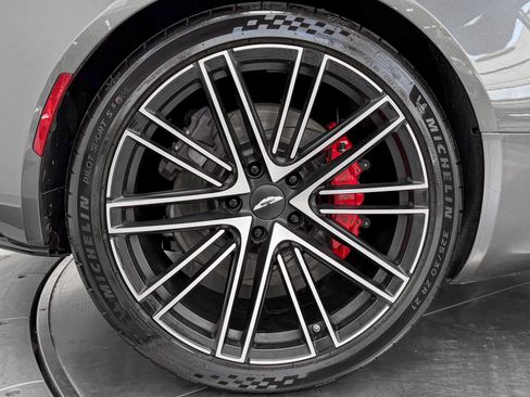 Used 2024 Aston Martin DB12 Coupe RWD image 31