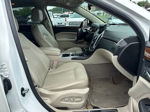 Used 2012 Cadillac SRX Luxury FWD image 16