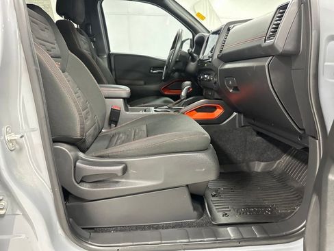 Used 2024 Nissan Frontier PRO-4X w/ Off-Road Protection Package image 5