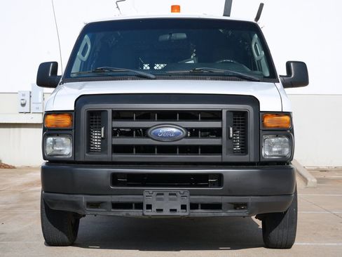 Used 2014 Ford E-150 and Econoline 150 w/ Power Group RWD image 14