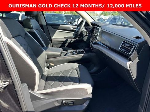 Used 2024 Volkswagen Atlas Peak Edition SEL AWD/4WD image 10