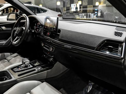 Used 2021 Audi SQ5 Prestige w/ Prestige Package AWD/4WD image 16