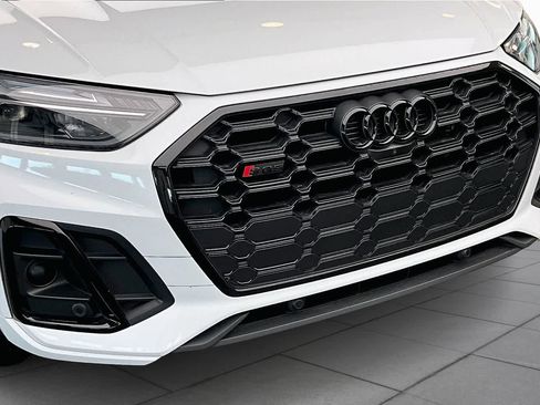 Certified 2023 Audi SQ5 Premium Plus w/ Premium Plus Package AWD/4WD image 31
