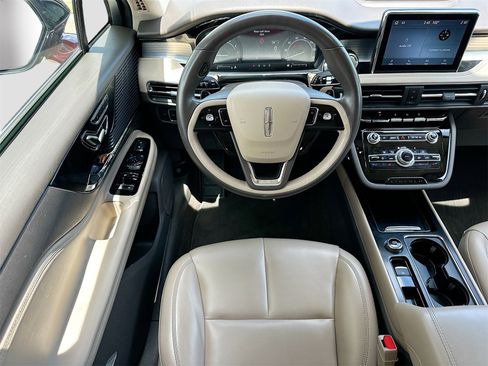 Used 2021 Lincoln Corsair Standard image 21