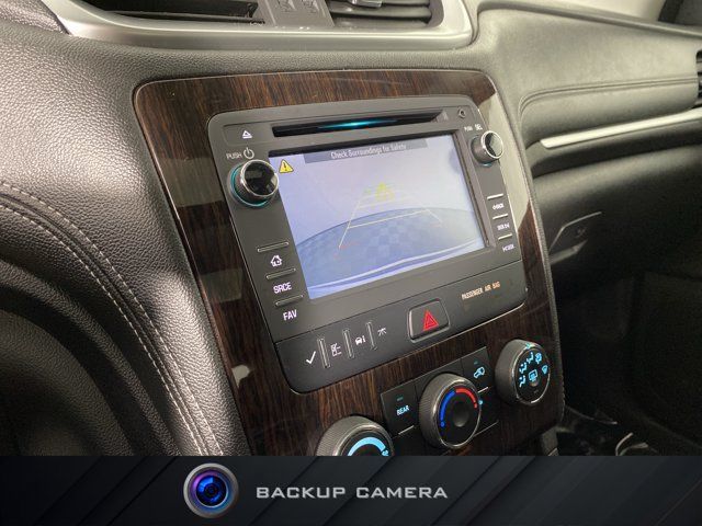 Used 2016 Chevrolet Traverse LT w/ Style and Technology Package FWD image 4