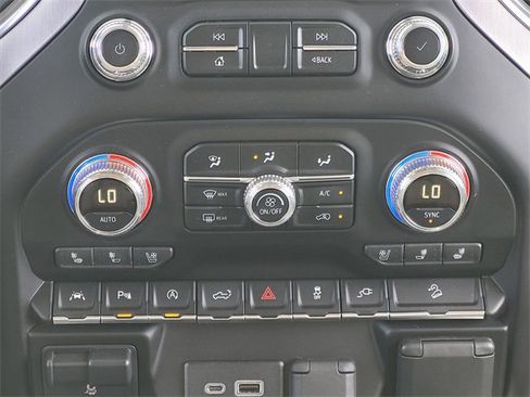 Used 2019 GMC Sierra 1500 SLT w/ SLT Premium Plus Package image 15