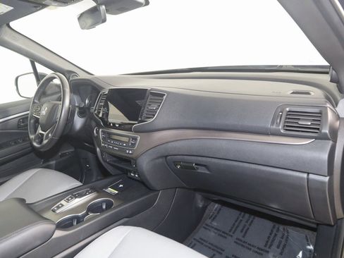 Used 2024 Honda Passport EX-L image 36