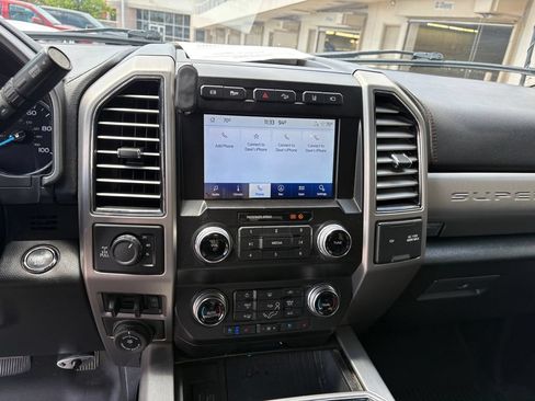 Used 2021 Ford F250 Platinum w/ FX4 Off-Road Package AWD/4WD image 24