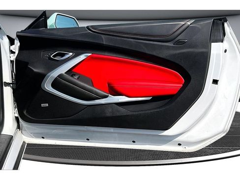 Used 2020 Chevrolet Camaro SS RWD image 41