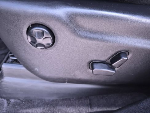 Used 2018 Dodge Durango GT AWD/4WD image 17