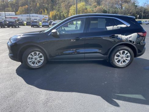 Certified 2024 Ford Escape Active AWD/4WD image 6