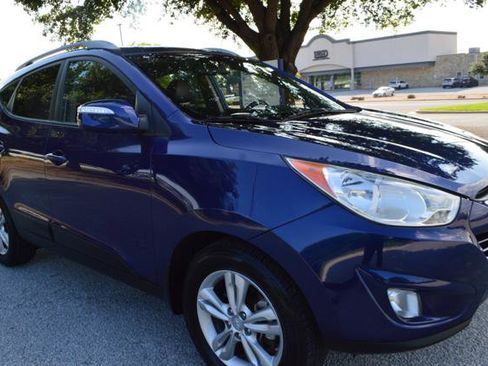 Used 2013 Hyundai Tucson GLS FWD image 3