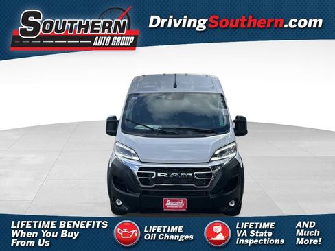 New 2026 RAM ProMaster 2500 w/ Premium Convenience Group image 1
