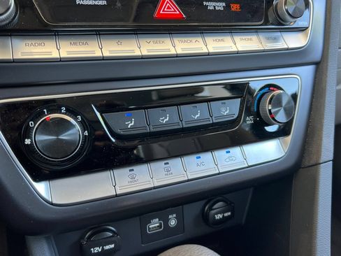 Used 2018 Hyundai Sonata SE FWD image 27