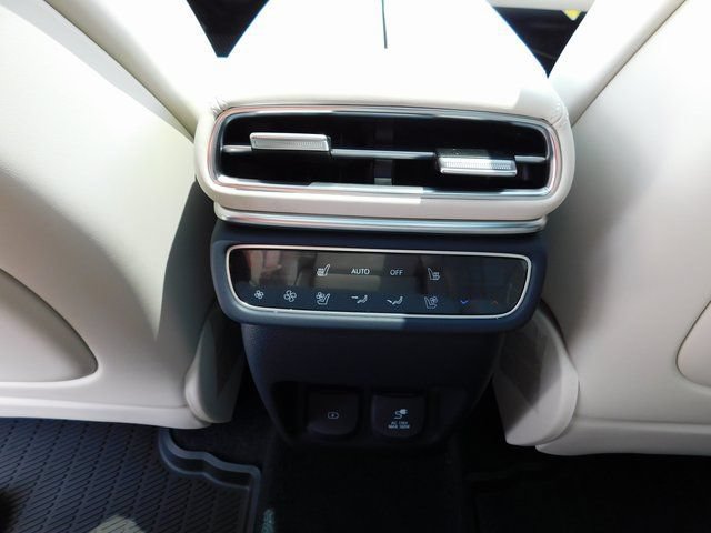 New 2026 Genesis GV80 3.5T Prestige AWD/4WD image 10