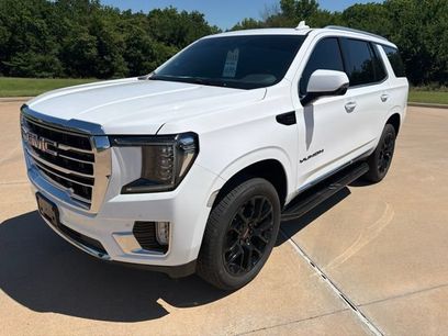 Used 2024 GMC Yukon SLT w/ SLT Premium Package