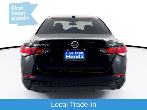 Used 2022 Nissan Sentra SV image 6