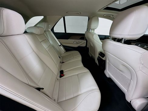 Certified 2025 Mercedes-Benz GLE 350 4MATIC image 28